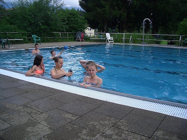 Schwimmbad 1